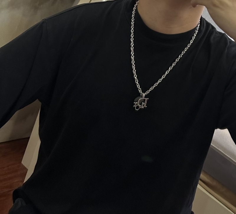 chr1st1an D10r necklaces